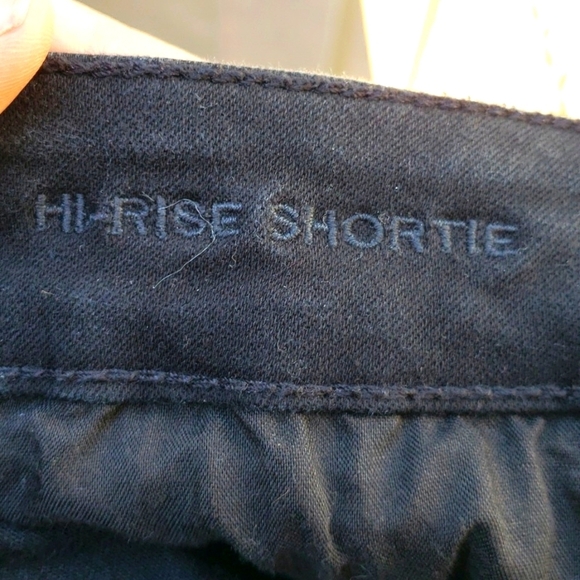 American Eagle hi-rise shortie black 10 - Picture 9 of 9